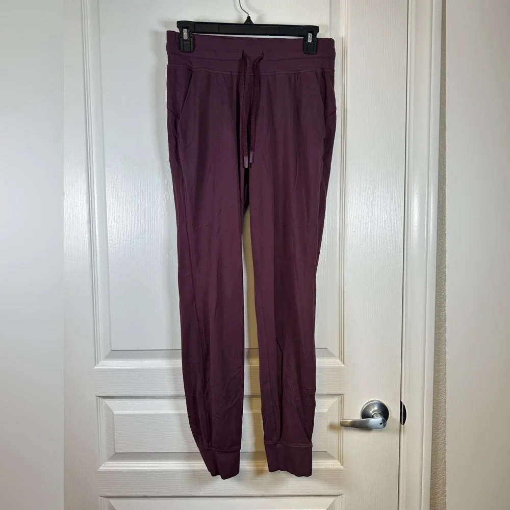 Lululemon Ready to Rulu High-Rise Joggers Athletic Cassis Red Size 6 EUC #2728 - Picture 2 of 9